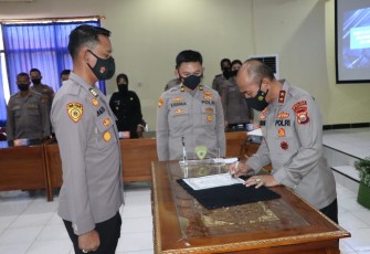 Penandatanganan Pakta Integritas