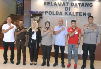 Wakapolda saat Terima Kunjungan Asosiasi Sepak Bola Wanita