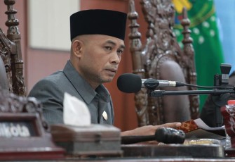 Ketua DPRD Kota Bengkulu Suprianto 