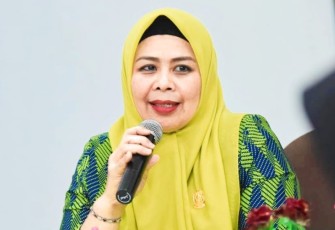 Ketua Komisi IV DPRD Kepri sekaligus Ketua TP-PKK Kepri Hj. Dewi Kumalasari Ansar