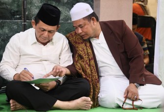 Gubernur Ansar saat turut memberikan dukungan 