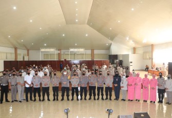 Foto bersama usai penyuluhan pola hidup sehat