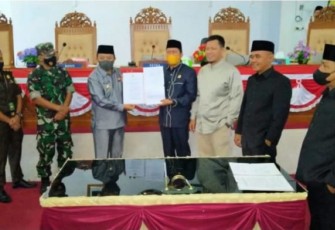 Rapat Paripurna Penyampaian LKPJ Bupati Tahun Anggaran 2021