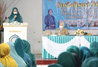 TP-PKK Pesisir Barat saat Sosialisasi Stunting