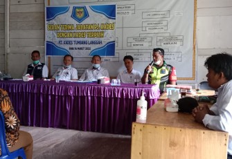 Pelantikan Kepala Desa (Kades) Tumbang Langgah dan Desa Tumbang Bahanai, Kecamatan Rungan Barat, Kamis (17/3/2022). 