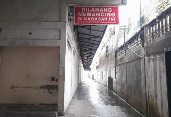 Tampak Pelabuhan Titi Dari Depan