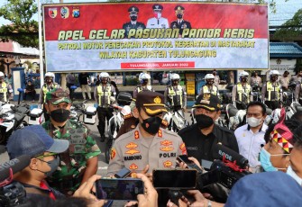 Kapolres Tulungagung, AKBP Handono Subiakto, SH, SIK.,MH, saat wawancara 