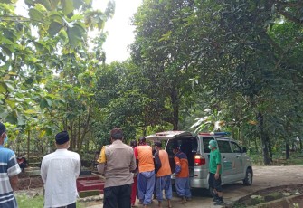 Pemakaman jenazah pasien Covid-19, di Pekalongan