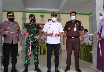 Dandim 0801/Pacitan Bersama Bupati Resmikan Kampung Pancasila