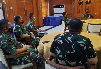 Pejabat Kolinlamil Terima Briefing Kepala Staf Kolinlamil