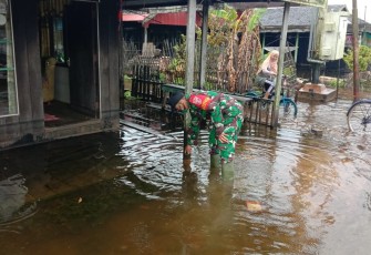 Babinsa Kodim 1002/HST Pantau Wilayah Binaan