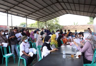 Penyaluran bantuan dari pemerintah pusat, oleh Polres Kendal