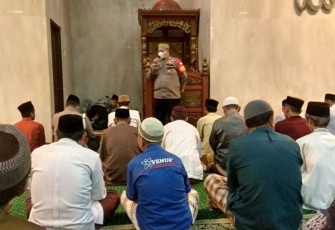 Safari Subuh Kapolsek, Sambangi Masjid Halimatul Huda Kalideres