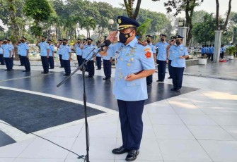 TNI AU Surabaya Laksanakan Ziarah Rombongan 