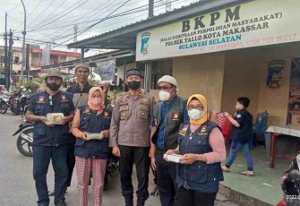 Polsek Tallo dan FKPM Polsek Tallo Gelar Bagi Ta'jil Bersama