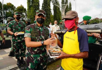 Semarak Ramadhan, Korem Wijayakusuma Gelar Vaksin Gratis dan Takjil  
