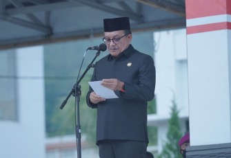 Wali Kota Bitung, saat memimpin apel gelar pasukan pengamanan Idul Fitri, Minggu (1/5/2022)