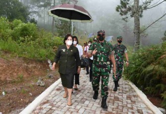 Danrem 023/KS bersama Bupati Karo meninjau lokasi TMMD ke 113 di desa Pernantin. Rabu (11/05/2022)