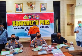 Konferensi pers Polres Bintan.