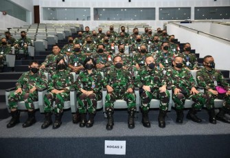 Peserta latihan penegakan hukum di laut tahun 2022