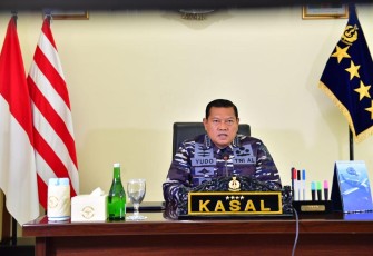 Kasal saat keynote speech seminar 
