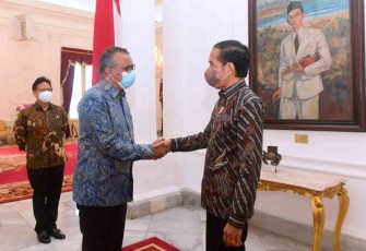 Presiden Joko Widodo saat menerima Dirjen WHO di Istana Merdeka Jakarta 