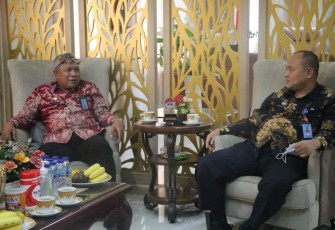 Sesditjen PP saat bersama Kakanwil Kemenkumham Banten