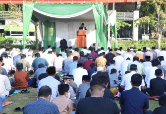 Suasana sholat Idul Adha di alun alun Salatiga