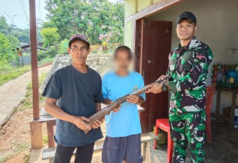 Warga sukarela serahkan senpi rakitan jenis Bomen