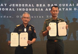 Aster Kasat saat penandatanganan PKS bersama Bea dan Cukai di Medan