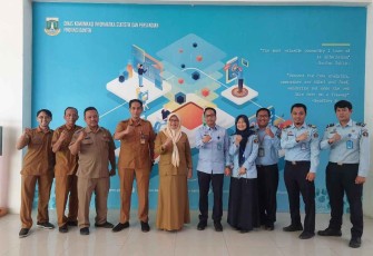 Swafoto Kanwil Kemenkumham Banten bersama Diskominfo Provinsi Banten