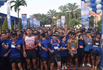 Membludak peserta Fun Run TNI Angkatan Laut 