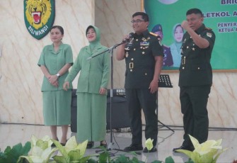 Danrem 064/MY Brigjen TNI Tatang Subarna saat memberikan pengarahan prajuritnya di Kodim 0602/Serang