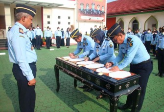 Pakta integritas Kanwil Kemenkumham Banten 