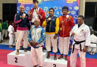 Sertu Jusman meraih medali perak cabor Shorinji Kempo ajang Porprov Sultra.Rabu (30/11)