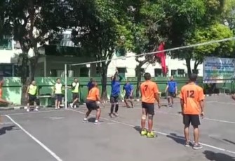Pertandingan final Tim Putra Voli Ajenrem 163/WSA 