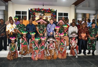 Perayaan ibadah Natal bersama masyarakat Maybrat