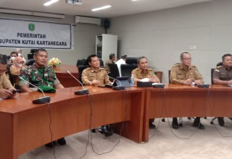 Lettu Inf Adi Irawan saat Rakornas secara virtual 
