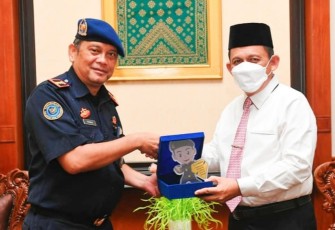Gubernur Ansar, usai melakukan audiensi dengan Kepala PSDKP Batam, Turman Hardianto Maha