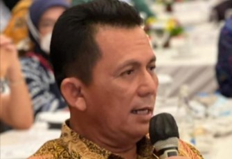 Gubernur Kepri, H.Ansar Ahmad
