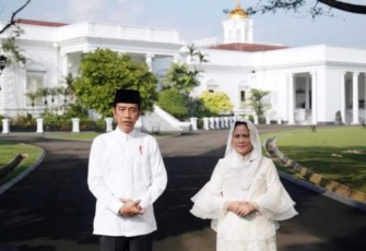 Presiden Joko Widodo bersama ibu Iriana