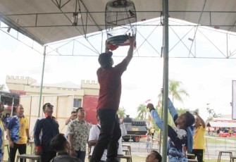 Lomba burung berkicau Piala Dansatbrimob Cup I
