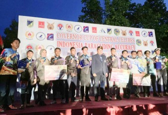 Pemenang Kejuaraan Paragliding Internasional Governor Cup di Sulteng 