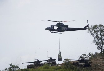 Latihan Puncak Ancab YTP 611/Awl di Puslatpur Ambrowang Kaltim, Senin (5/12)