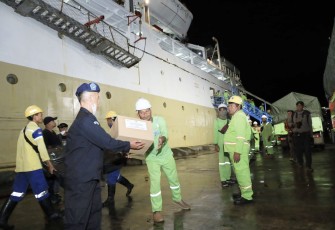 5000 Paket Bantuan Sembako Bagi Masyarakat Karimunjawa 