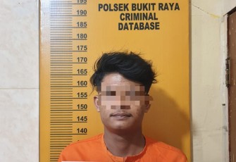 Tersangka saat diamankan