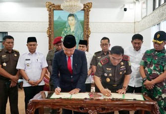 Penandatanganan MoU terkait dengan Balai Rehabilitasi Penyelesaian Penanganan Perkara Narkotika Melalui Pendekatan Restoratif, pada Rabu (9/11/2022).