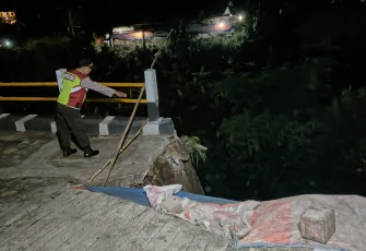 Pasca akses jalan warga terputus akibat longsor