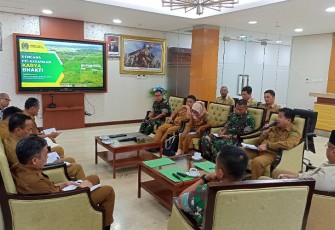 Letkol Inf Jeffry Satria saat Paparkan Rencana Pelaksanaan Karya Bhakti