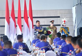 Apel Komandan Satuan (AKS) Tentara Nasional Indonesia (TNI AL) Tahun 2022 pada hari kedua di Gedung Indoor Sport, Akademi Angkatan Laut (AAL), Surabaya, Sabtu (27/08) kemarin.